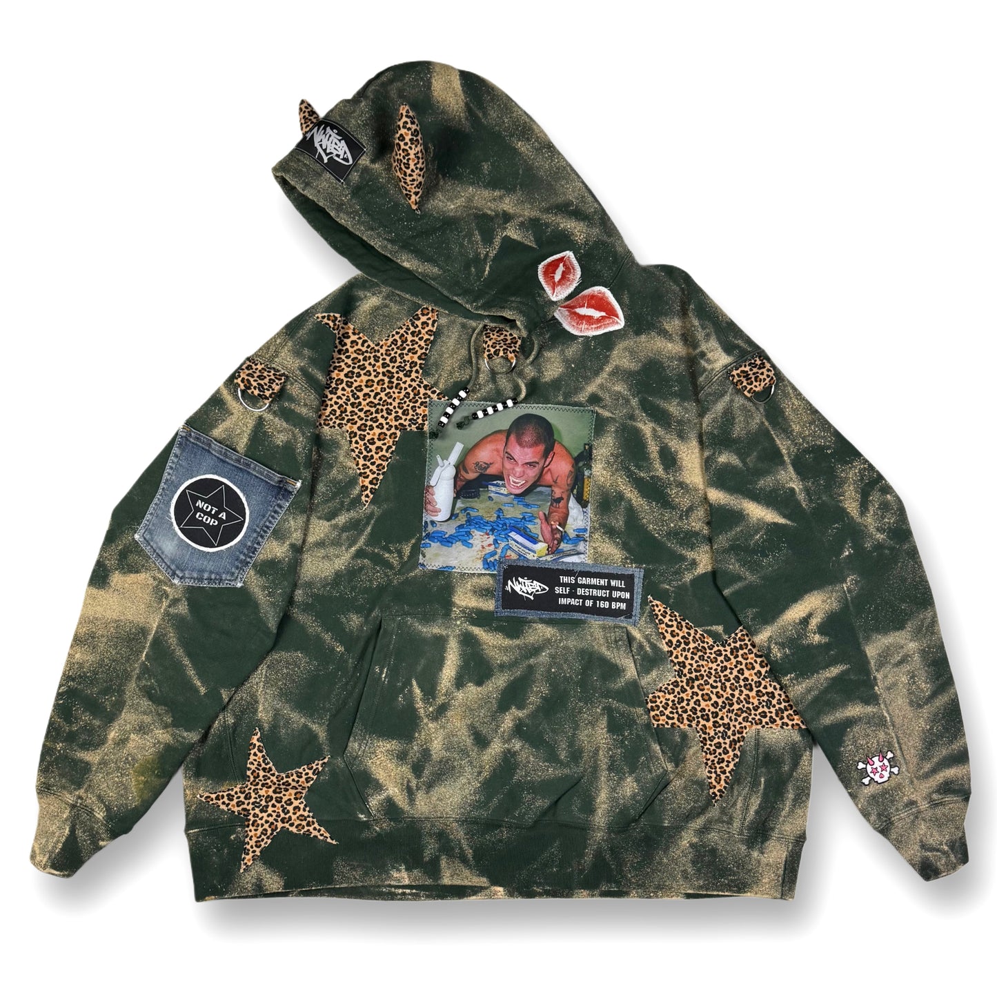 NOT ON DRUGS HOODIE (3XL)