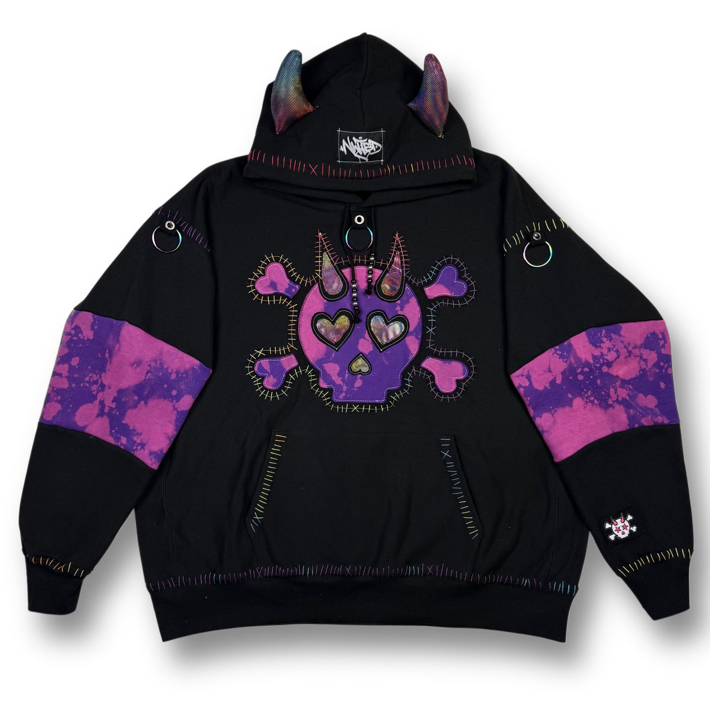 SQUIRREL FRIENDS HOODIE